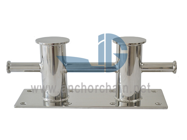 Topeltristikujulised pollarid Cross Bitt