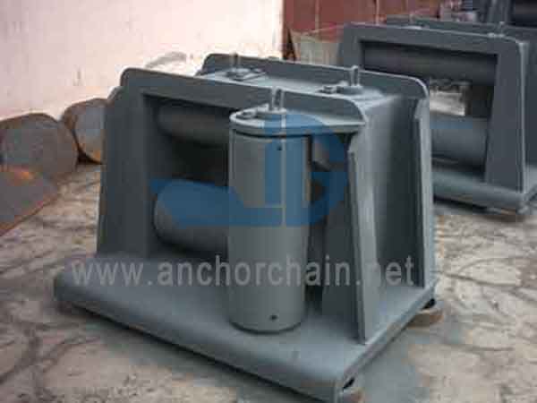 Fairlead horisontaalse rulliga (5 rullikut)